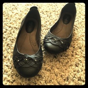 Black flats with cushioned bottom